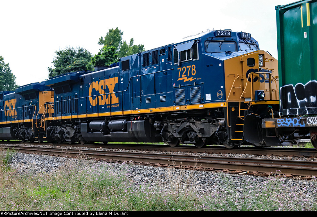 CSX 7278 on M-409